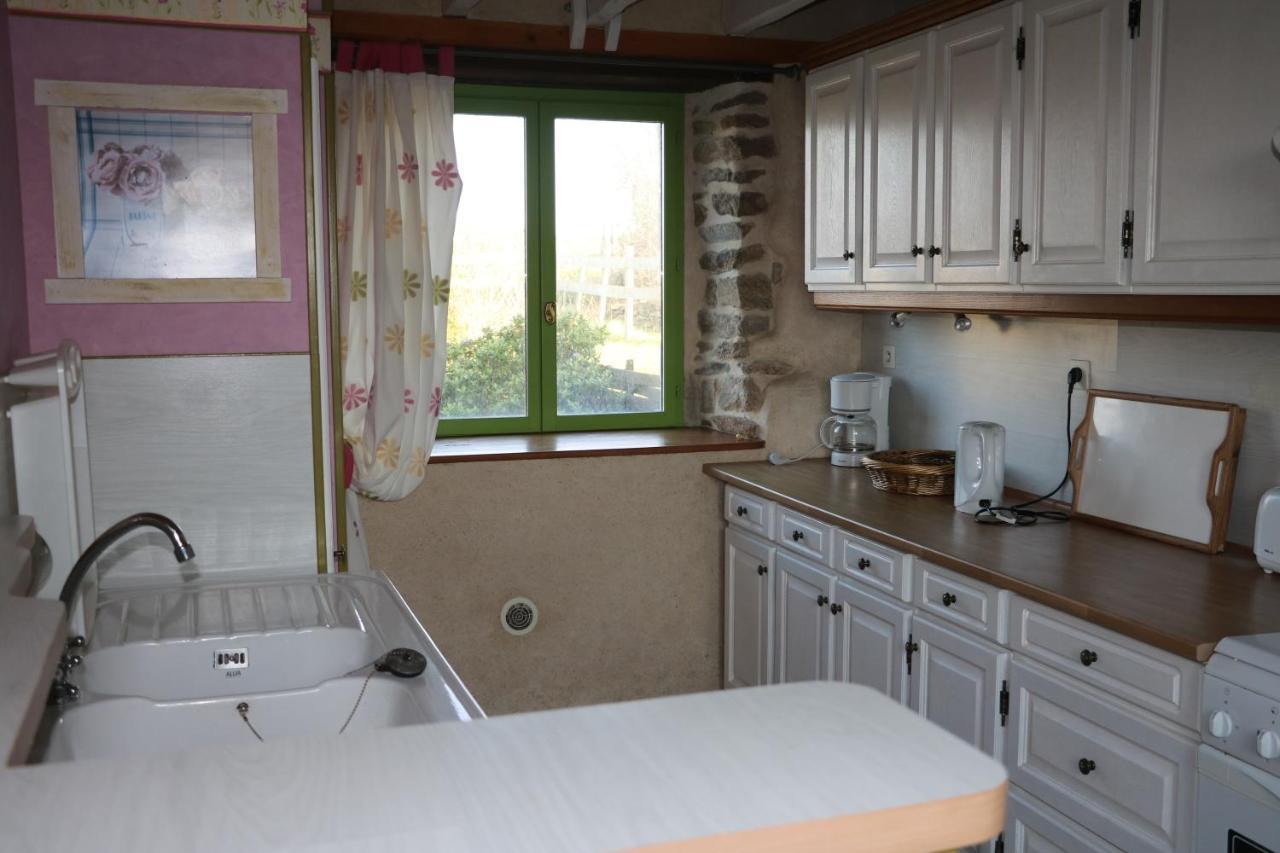 Les Gites Aux Volets Roses Landunvez Εξωτερικό φωτογραφία