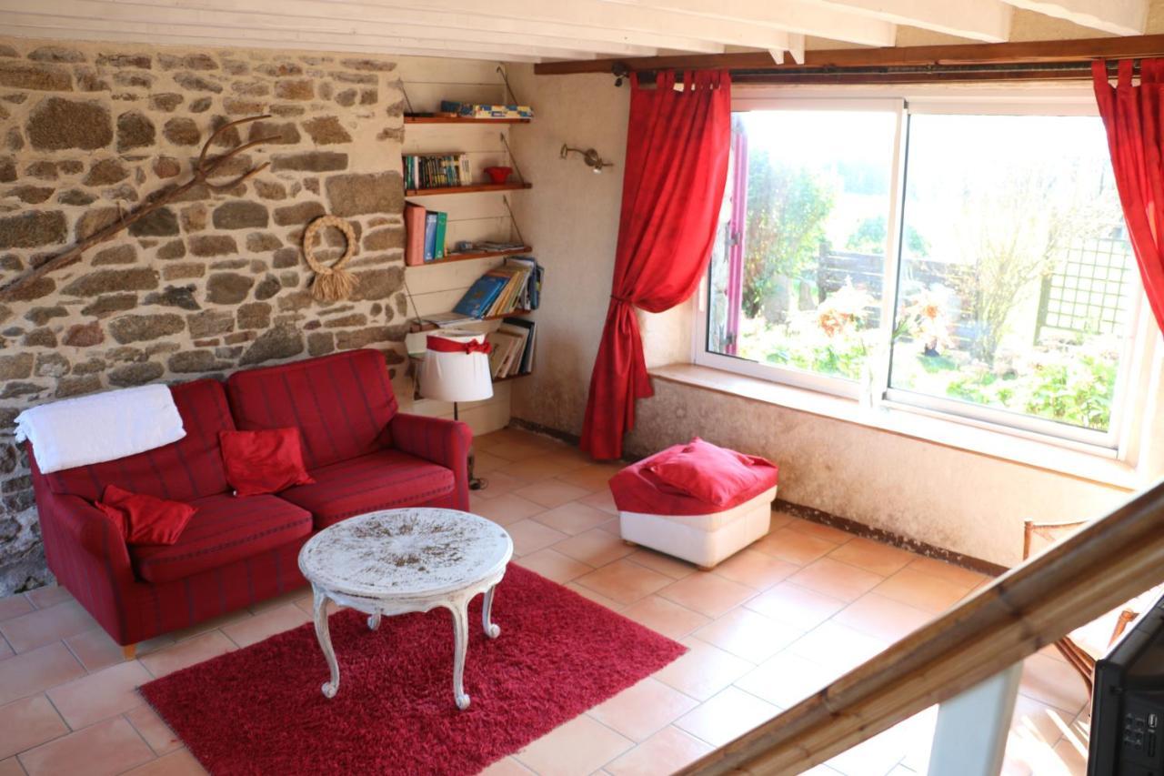 Les Gites Aux Volets Roses Landunvez Εξωτερικό φωτογραφία